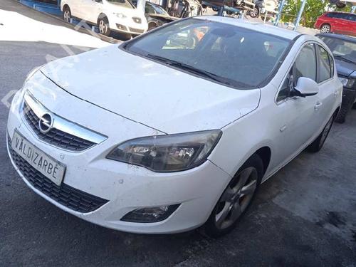 Right tailgate light OPEL ASTRA J (P10)  | BP10983354C80 