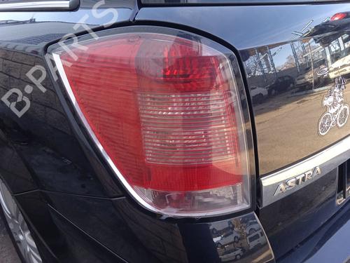 Left headlight OPEL ASTRA H Estate (A04) 1.7 CDTI (L35) | BP30897378C28 