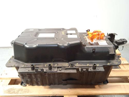 Battery PEUGEOT 308 III (FB_, FH_, FP_, F3_, FM_) Hybrid 180 (F3DGXT, F3DGMH) | BP17385982E11 