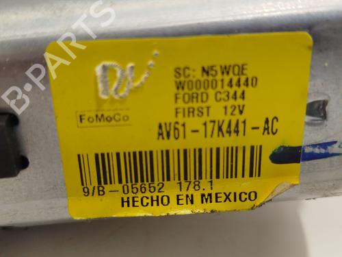 Essuie-glace moteur arrière FORD C-MAX II (DXA/CB7, DXA/CEU) 2.0 TDCi | BP29630041M102 