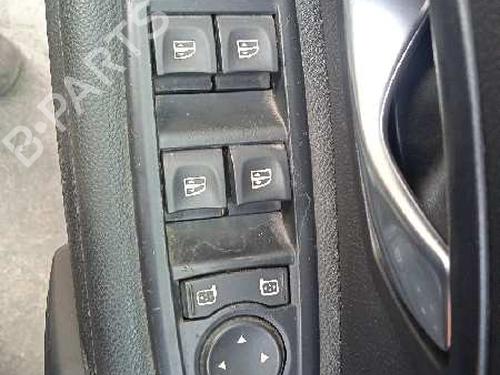 ECU airbags RENAULT MEGANE III Hatchback (BZ0/1_, B3_) | BP11094987M53