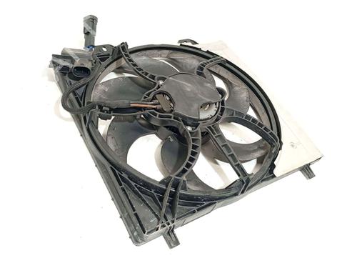 Used Radiator fan Radiator fan PEUGEOT 2008 II (UD_, US_, UY_, UJ_, UR_, UC_) 1.2 PureTech 130 (USHNS, URHNS) (130 hp) 40072179 40072179