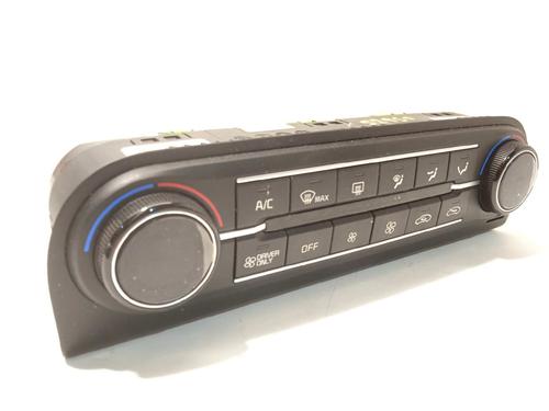 Used Climate control Climate control 17385771 17385771