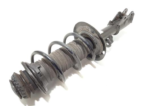 Schokbreker links voor TOYOTA YARIS CROSS (MXP_) 1.5 Hybrid (MXPJ10) (116 hp) 17839177