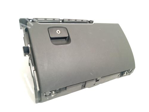 Used Glove box Glove box 37418161 37418161