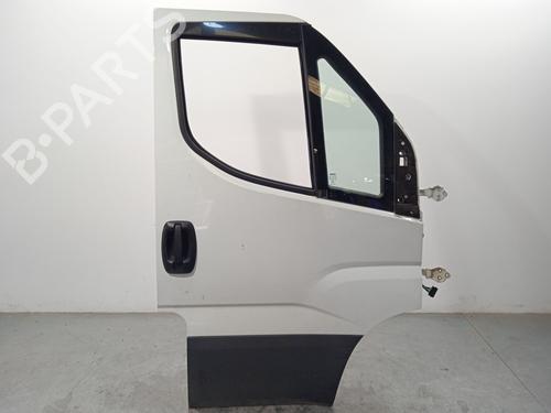 Used Right front door Right front door 29862886 29862886
