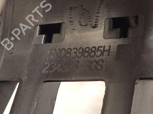 Rear left exterior door handle SKODA KAMIQ (NW4) 1.0 TSI | BP28351918C130