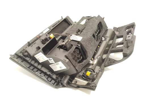 Handskerum AUDI A4 B9 Avant (8W5, 8WD) 30 TDI Mild Hybrid | BP28514599C95