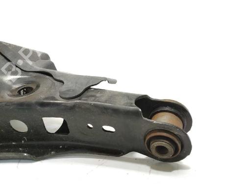 Right rear suspension arm TOYOTA AURIS (_E18_) 1.8 Hybrid (ZWE186_, ZWE186R) | BP5933574M15 