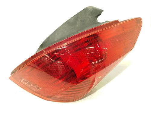 Used Right taillight Right taillight PEUGEOT 308 I (4A_, 4C_) 2.0 HDi (136 hp) 35726598 35726598