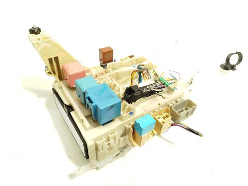 Zekeringkast TOYOTA YARIS (_P9_) 1.0 VVT-i (KSP90_, KSP90R) (69 hp) 30002161