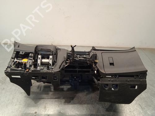 Dashboard PEUGEOT 208 II (UB_, UP_, UW_, UJ_) 1.2 PureTech 100 | BP30154889C46