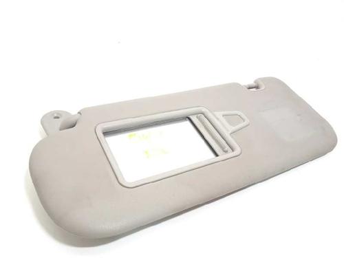 Used Left sun visor Left sun visor 15588217 15588217