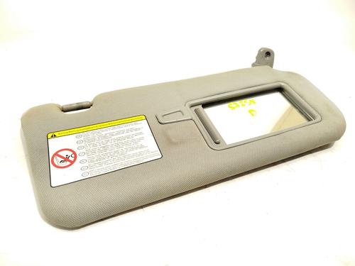 Used Right sun visor Right sun visor 32091543 32091543