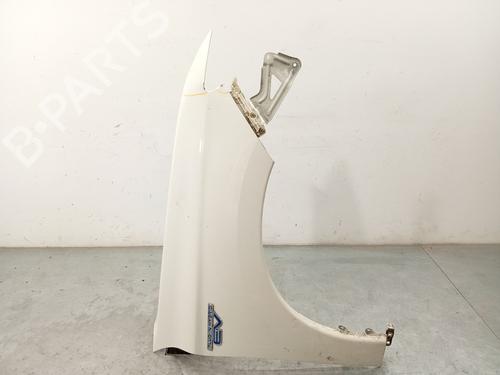 Used Right front fenders Right front fenders 33986850 33986850