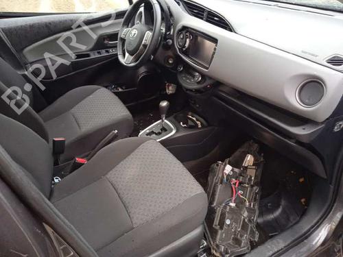 Elektronisk modul TOYOTA YARIS (_P13_) 1.3 (NSP130_, NSP130) | BP7884736M83 