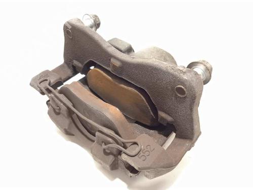 Right front brake caliper TOYOTA YARIS (_P13_) 1.5 (NSP131_) | BP12824489M104 