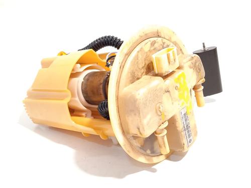 Used Fuel pump DACIA SANDERO II 1.5 dCi 75 / Blue dCi 75 (B8JW, B8M4, B8AH, B8M7, B8M6) (75 hp) 32437555