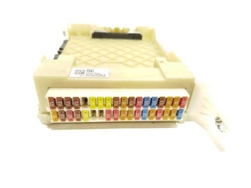 Fuse box TOYOTA COROLLA Saloon (_E21_) 1.8 VVTi Hybrid (ZWE211, MZEA12) | BP33324742E1 - Image 3