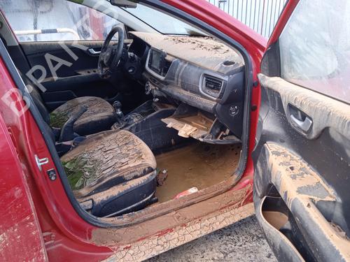 Dør højre fortil KIA STONIC (YB) 1.2 CVVT | BP27476962C3 