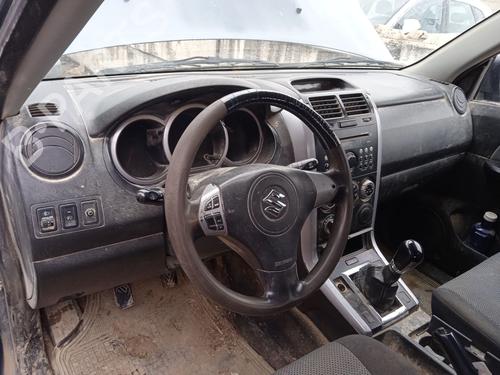 Left headlight SUZUKI GRAND VITARA II (JT, TE, TD) 1.9 DDiS All-wheel Drive (JT419, TD44, JB419WD, JB419XD,... | BP24515123C28 