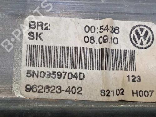 Rear right window mechanism VW TIGUAN (5N_) 2.0 TDI | BP15845490C25 