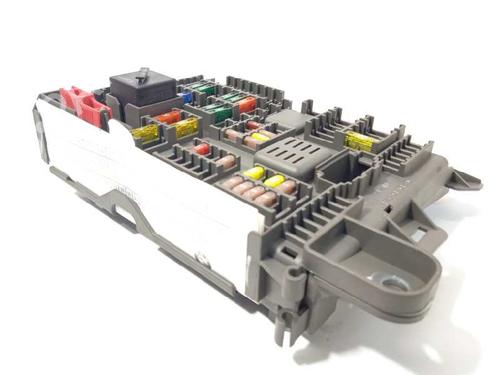 Used Fuse box BMW X5 (E70) xDrive 40 d (306 hp) 7299701