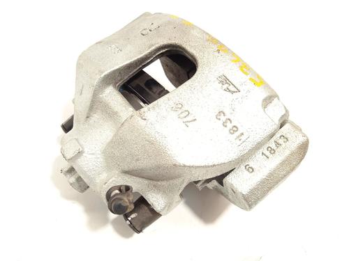 Used Right front brake caliper Right front brake caliper 18693891 18693891