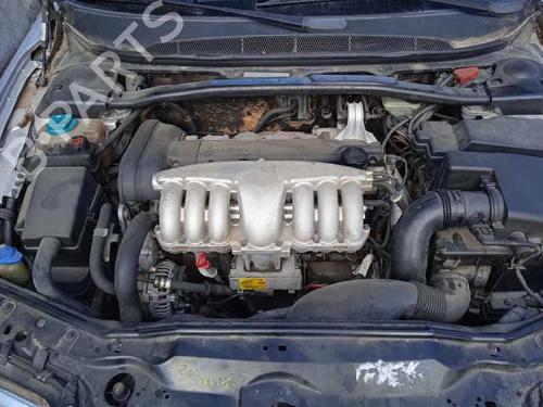 Right headlight VOLVO S80 I (184) 2.9 | BP11684856C29