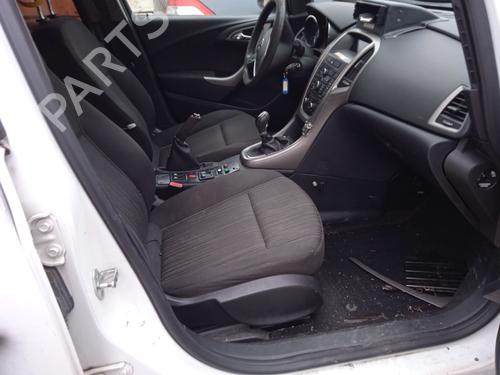 Left headlight OPEL ASTRA J (P10) 1.7 CDTI (68) | BP22316973C28 