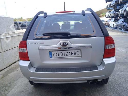 Left headlight KIA SPORTAGE II (JE_, KM_) 2.0 i 16V | BP16767154C28