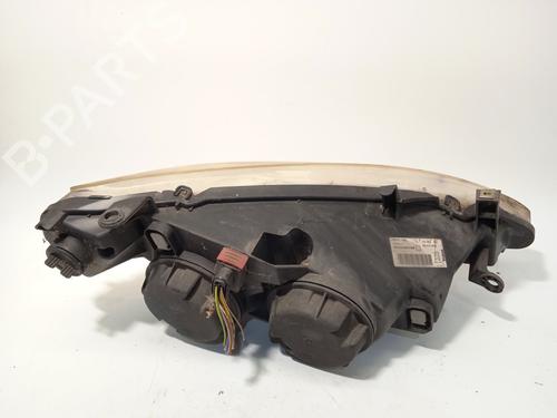 Left headlight PEUGEOT 307 (3A/C) 1.6 16V | BP20126177C28