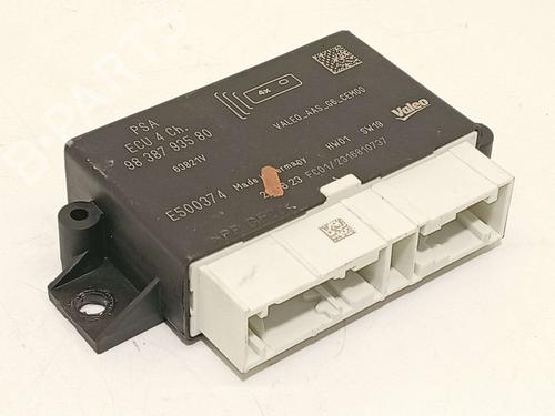 Used Electronic module Electronic module PEUGEOT 2008 II (UD_, US_, UY_, UJ_, UR_, UC_) 1.2 PureTech 130 (USHNS, URHNS) (130 hp) 40072196 40072196