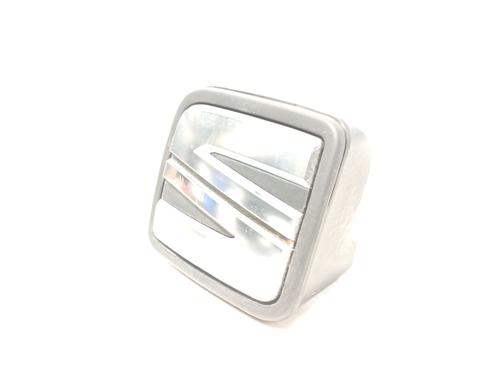 Tailgate handle SEAT LEON (KL1, KLG) 1.5 eTSI | BP31996176C132 - Image 2