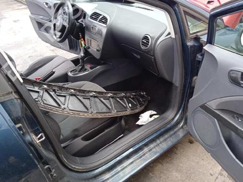 Gear lever SEAT LEON (1P1) 2.0 FSI | BP7889876M90 