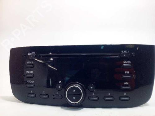 Used Radio FIAT PUNTO EVO (199_) 1.4 (199AXB1A) (77 hp) 4971542