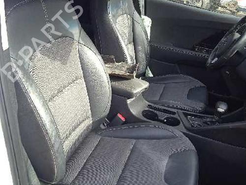 Switch KIA NIRO I (DE) 1.6 GDI Plug-in Hybrid | BP12244682I30 