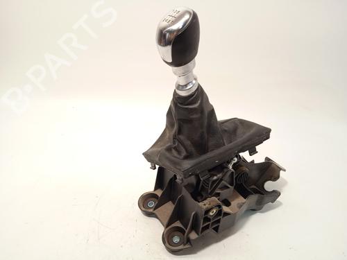 Used Gear lever Gear lever 19641354 19641354
