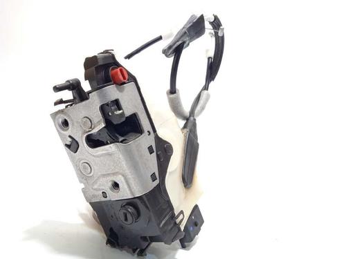 Used Rear left lock PEUGEOT 2008 I (CU_) 1.2 VTi (82 hp) 8900029