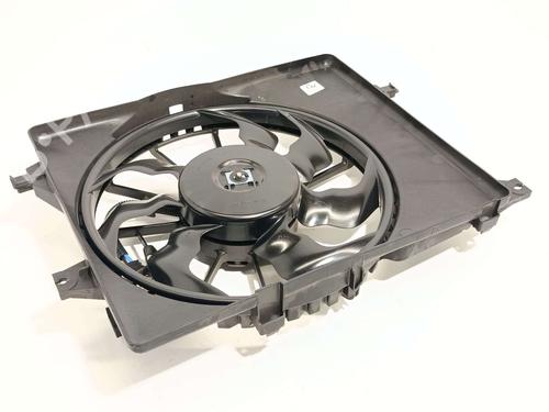 Used Radiator fan Radiator fan HYUNDAI i20 II (GB, IB) 1.4 CRDi (90 hp) 39747566 39747566