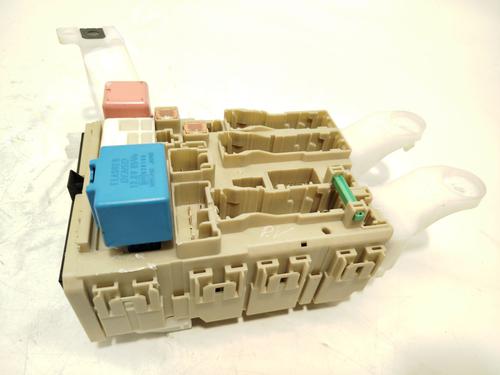Fuse box TOYOTA VERSO (_R2_) 1.6 (ZGR20_, ZGR20R) | BP32860512E1 - Image 2