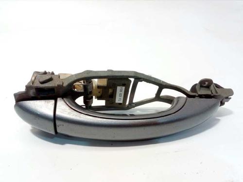Used Rear left exterior door handle Rear left exterior door handle VW TOUAREG (7LA, 7L6, 7L7) 2.5 R5 TDI (174 hp) 4638820 4638820