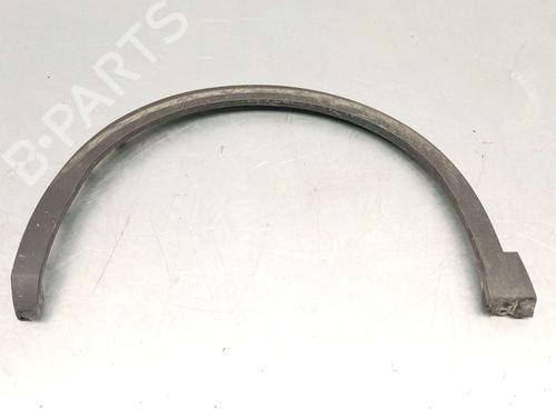 Used Front left wheel arch trim Front left wheel arch trim 38753103 38753103