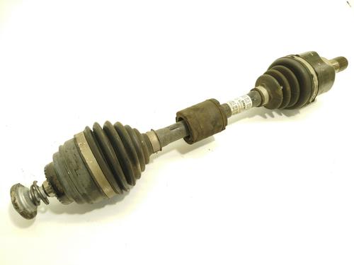 Used Left front driveshaft BMW X1 (F48) sDrive 18 i (140 hp) 28481378