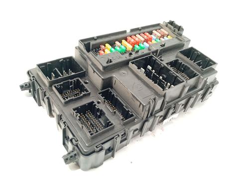 Used Fuse box FORD MONDEO V Hatchback (CE) 2.0 EcoBlue (190 hp) 26708909