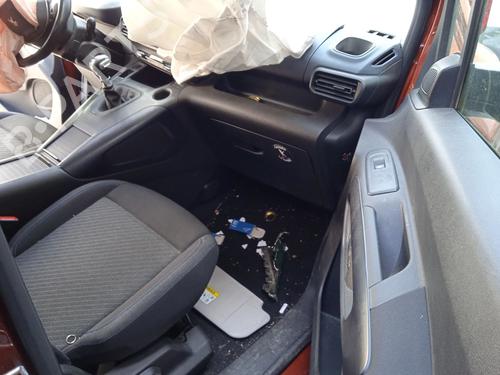 Fuse box PEUGEOT RIFTER 1.5 BlueHDi 130 | BP25487711E1 