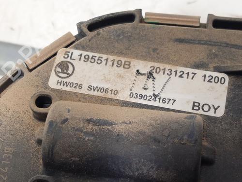 Essuie-glace moteur avant SKODA YETI (5L) 1.4 TSI | BP27675514M29 