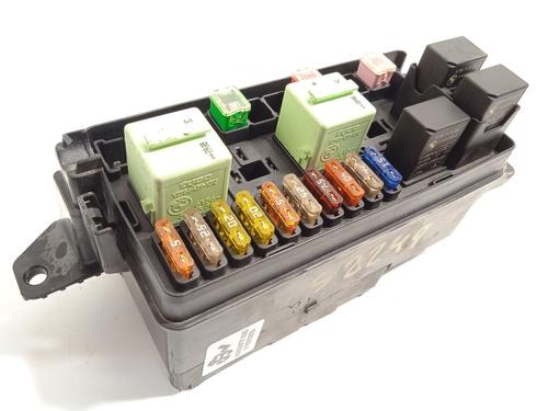 Used Fuse box Fuse box 19581539 19581539