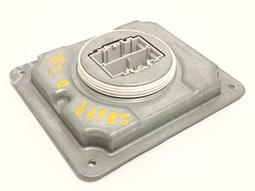 Centralita faros xenon Centralita faros xenon FORD FOCUS IV (HN) 1.0 EcoBoost (125 hp) 37421841 37421841