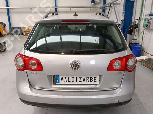 Right headlight VW PASSAT B6 (3C2) 1.9 TDI | BP38469512C29 - Image 21